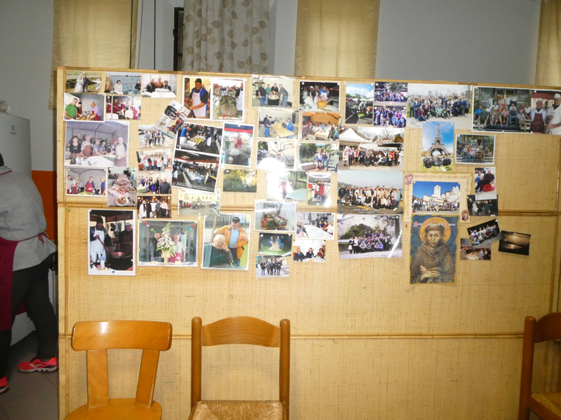 FILE0408